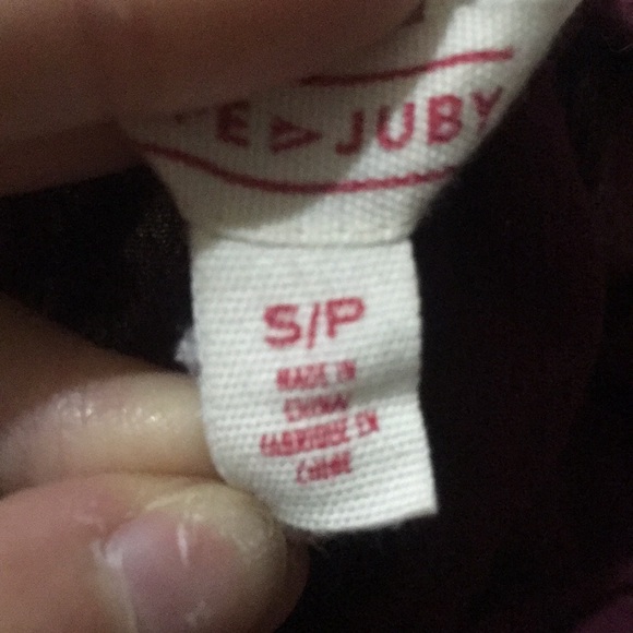 Blouse - Picture 2 of 3